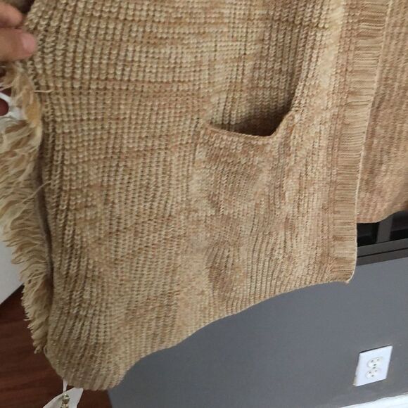 NWT 2Chic Tan oversized kimono style vest knit. One size - Picture 3 of 8